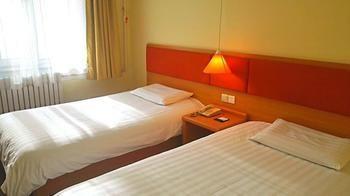 Home Inn St Sophia Cathedral Xinyibai חרבין מראה חיצוני תמונה